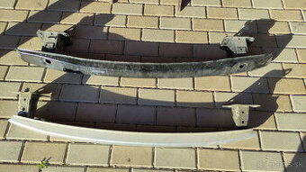 zadna vystuha Skoda octavia 2 , Mercedes GLK