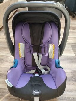 Darujem za odvoz autosedačky 0 -13 kg