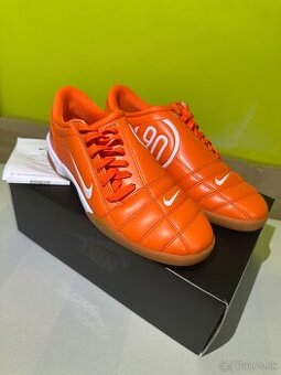 Športova futbalova obuv / halovky - Nike Total 90