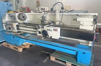 Sústruh hrotový TRENS SN 500 S/2000