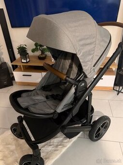 Britax Römer Smile III Športový kočík