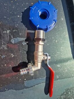 Ventil na ibc kontajner 1000 litrová plastová nádoba