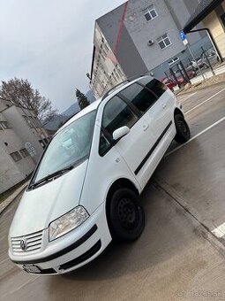 Volkswagen Sharan 1.9 TDI 85kw