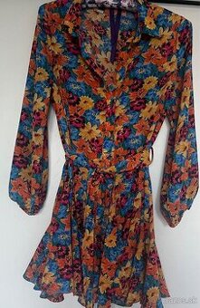 Kvietkované šaty Axara S