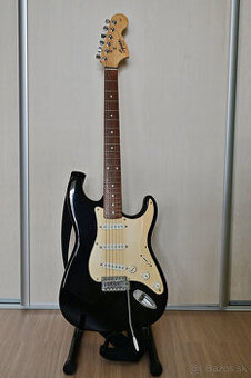 Predám elektrickú gitaru Squier by Fender
