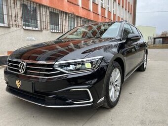 Volkswagen Passat GTE b8