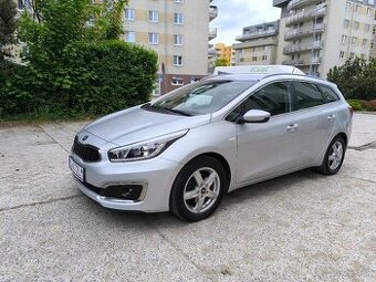 Ceed SW 1.4 benzín 73.6 kW