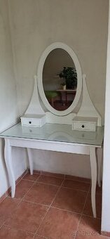 ikea hemnes toaletný stolík