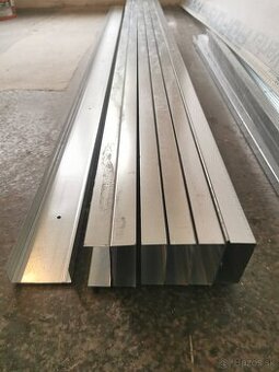 3€/kus_Profil obvodový UW 100 x 40 x 2700mm