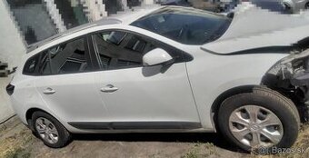 Renault Megane Grandtour 1.6 2010 predám MOTOR K4MR8, DVERE,