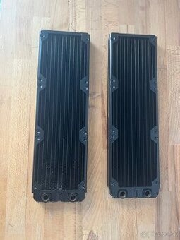 2x radiator 360mm Corsair Hydro X Series XR5 360mm a hrubka
