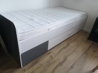 Predám postel 90