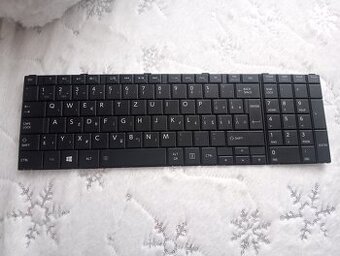 predám klávesnicu z Toshiba Satellite C850