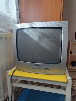 Starý televízor Funai