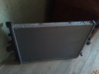 Klimachladič VW Touareg Porsche Cayenne 7L0820411F