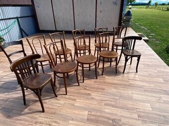 Predám 11 kusov stoličiek Thonet .Stoličky Thonet