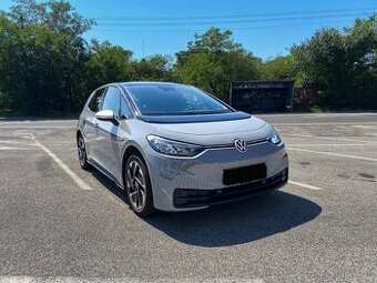 VOLKSWAGEN ID 3, 150 kW/204 PS, BATÉRIA 62 kWh-PEKNÝ VZHĽAD