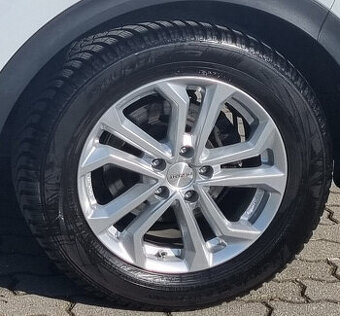 Predám zimné 17" pneu Falken + elektróny Dezent