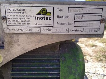 Viac účelový stroj.Inomat M8