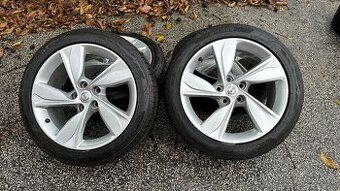 80.	Opel Insignia