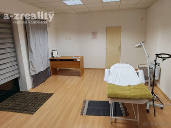 Komerčný priestor na prenájom v centre Komárna