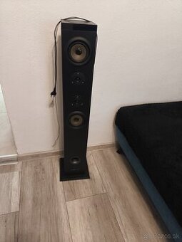 Stojanový Bluetooth reproduktor