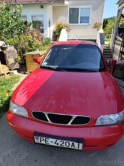 Predám Daewoo Nubira hatchback 2.0 1998
