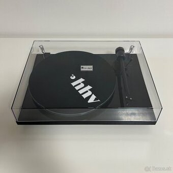 GRAMOFÓN + PLATNE - 1