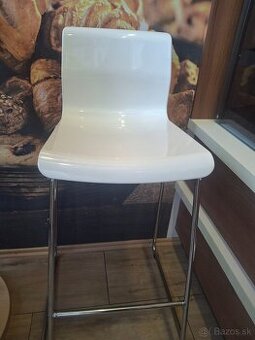 Barové stoličky