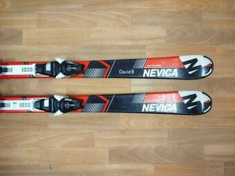 Predám detské lyže NEVICA,veľkosť 130cm.