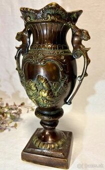 Stará krbova vaza (1880-1900), bronz, váha 3,03kg