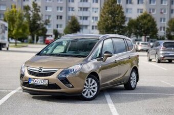 Opel Zafira Tourer 1.4 Turbo LPG Cosmo