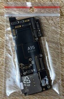 Blokovaná základová doska iPhone 13 Pro