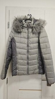 Predám dámsku sivú vetrovku