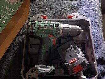 Predám akú skrutkovač