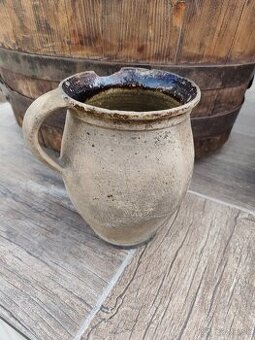 Krása hliny starý džban2