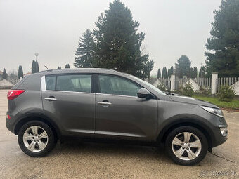 Kia Sportage 1.6 benzin dream edition r.v 2013 xenon