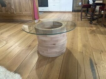 Konferenčný stolík