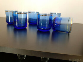 Modré poháre
