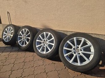 VW, Letna sada pneu na diskoch 215 55 r17 len 7000km