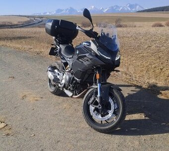 BMW F 900 XR -- 14250e + dohoda možná