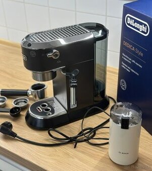 De’Longhi Dedica EC 685.BK