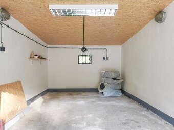 BEDES | Murovaná garáž, po rekonštrukcií, Morovnianska, HA
