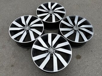 ORIGINAL VW R-LINE TOURAN GOLF DISKY 5x112 R18