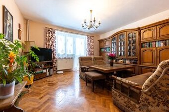 Priestranný 4-izb. byt s garážou a 4 balkónmi, Stará Turá