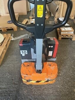 Predáme ručne vedený elektrický vozík STILL