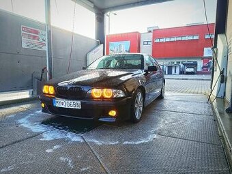 BMW E39 520i 110kw - 1