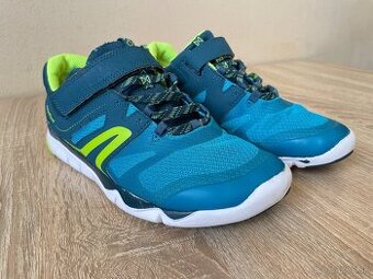 Predám športové tenisky Decathlon veľkosť 38.
