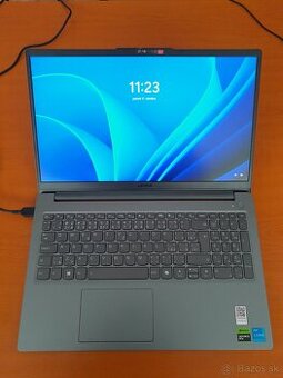 Lenovo LOQ Essential 15IAX9E - 1