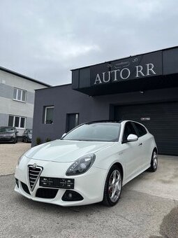 Alfa Romeo Giulietta 1.6 JTDm Šport = 196531km, 2011  =